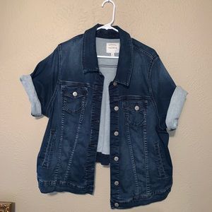 Torrid short sleeve denim jacket plus size appr 26